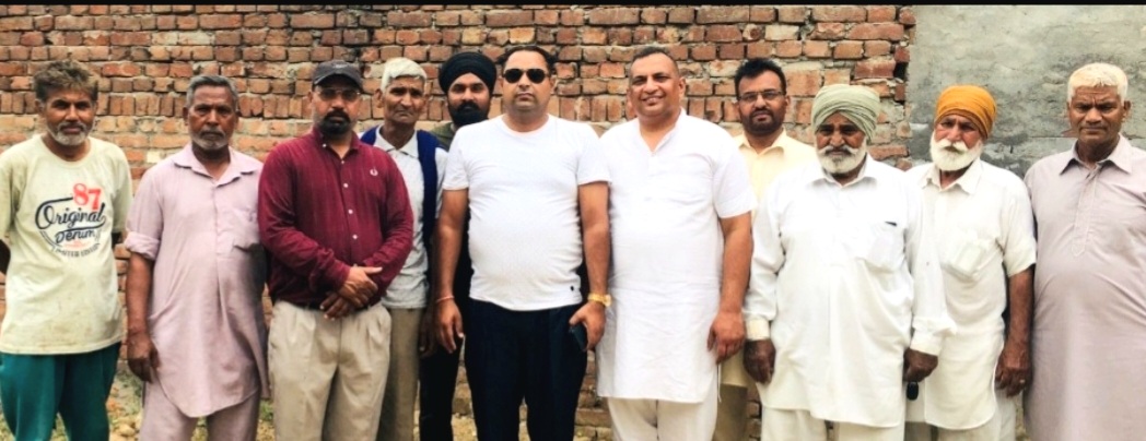 An important meeting of Pakhar Singh Nimana Memorial Foundation was held at village Chak Guru